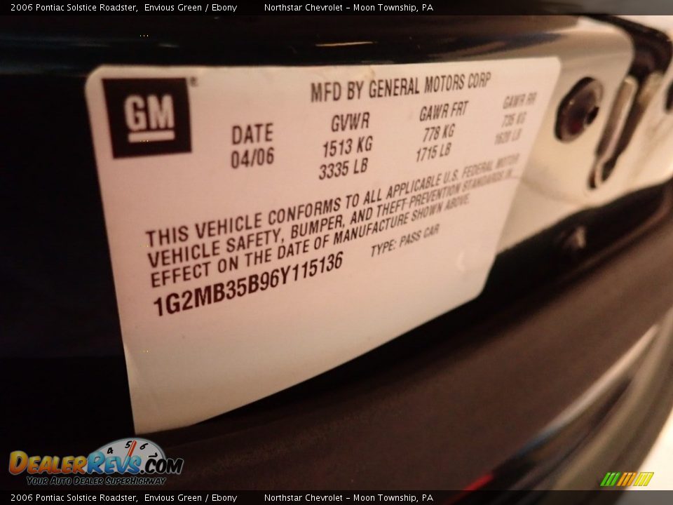 2006 Pontiac Solstice Roadster Envious Green / Ebony Photo #24