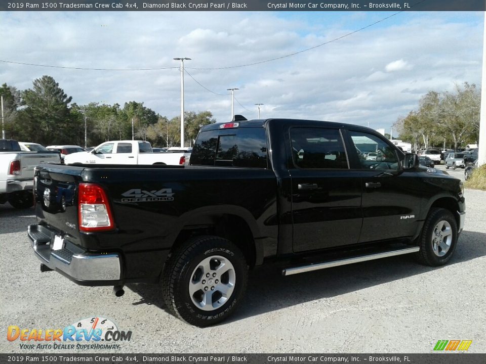 2019 Ram 1500 Tradesman Crew Cab 4x4 Diamond Black Crystal Pearl / Black Photo #5