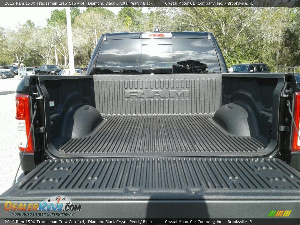 2019 Ram 1500 Tradesman Crew Cab 4x4 Diamond Black Crystal Pearl / Black Photo #19