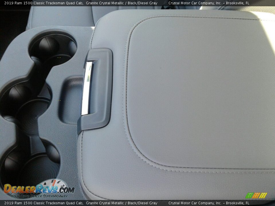 2019 Ram 1500 Classic Tradesman Quad Cab Granite Crystal Metallic / Black/Diesel Gray Photo #18
