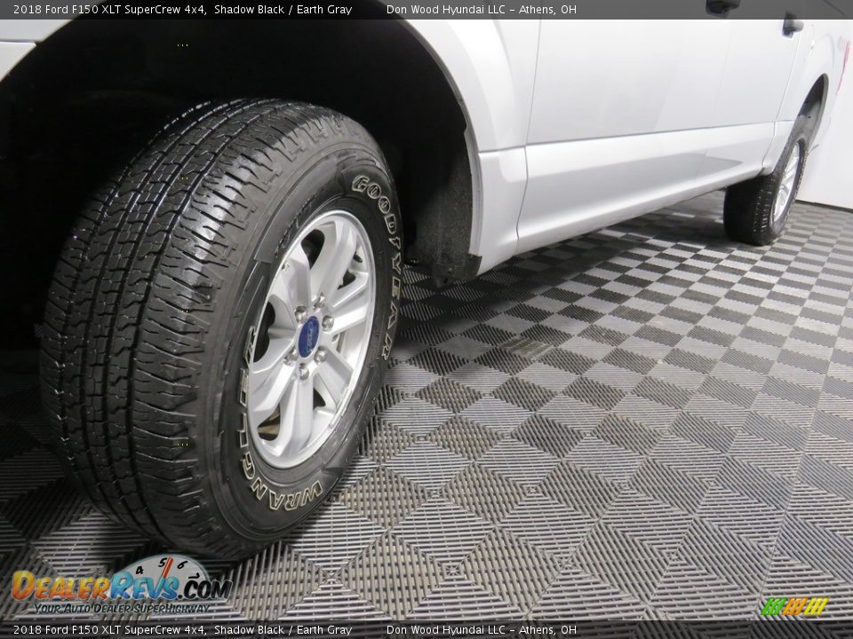 2018 Ford F150 XLT SuperCrew 4x4 Shadow Black / Earth Gray Photo #9