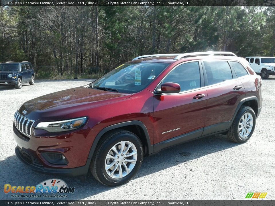 2019 Jeep Cherokee Latitude Velvet Red Pearl / Black Photo #1