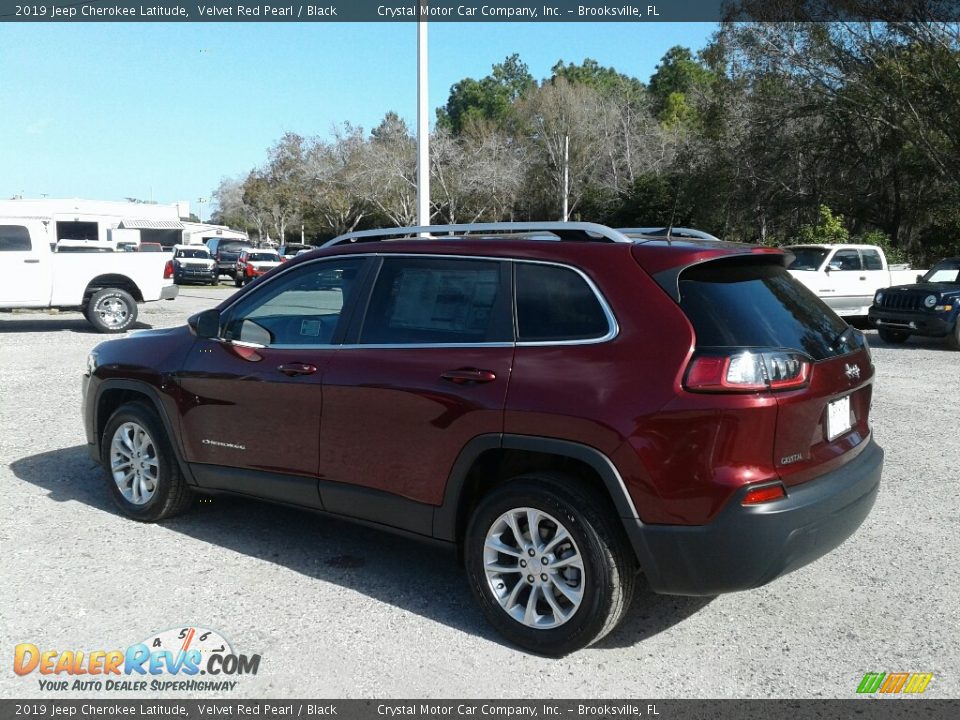 2019 Jeep Cherokee Latitude Velvet Red Pearl / Black Photo #3