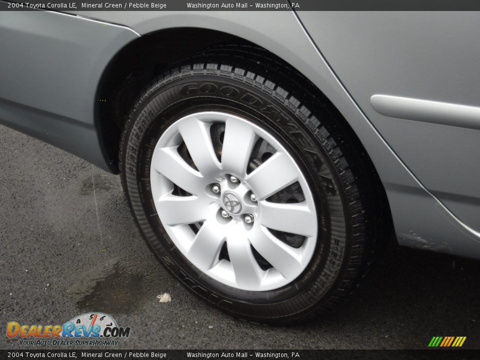 2004 Toyota Corolla LE Mineral Green / Pebble Beige Photo #3