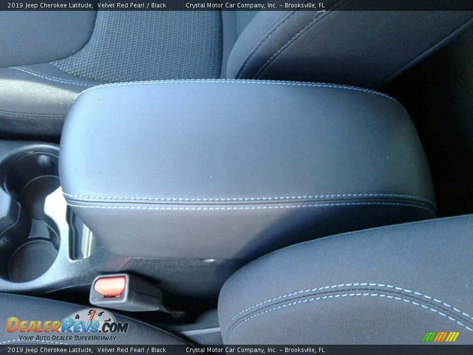2019 Jeep Cherokee Latitude Velvet Red Pearl / Black Photo #18