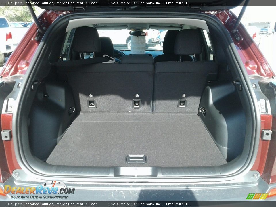 2019 Jeep Cherokee Latitude Velvet Red Pearl / Black Photo #19