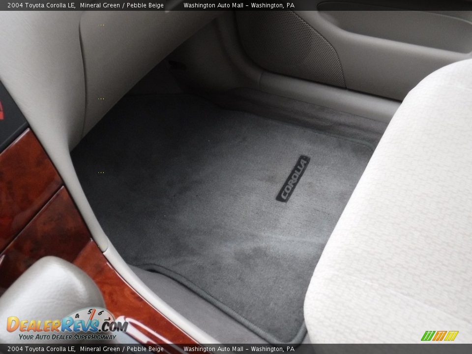 2004 Toyota Corolla LE Mineral Green / Pebble Beige Photo #16