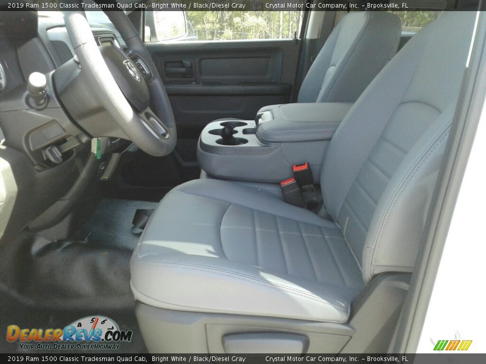 2019 Ram 1500 Classic Tradesman Quad Cab Bright White / Black/Diesel Gray Photo #9