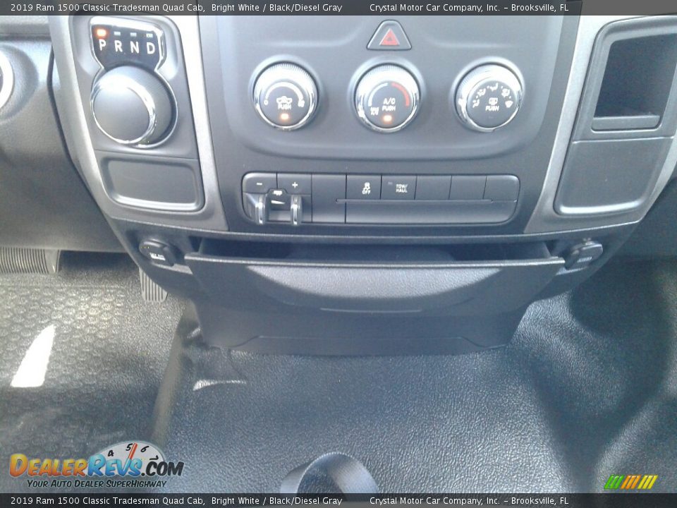 2019 Ram 1500 Classic Tradesman Quad Cab Bright White / Black/Diesel Gray Photo #16