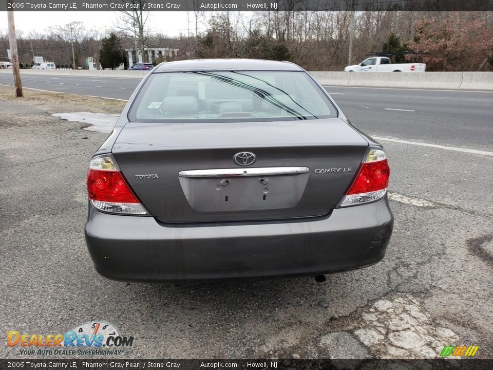 2006 Toyota Camry LE Phantom Gray Pearl / Stone Gray Photo #5