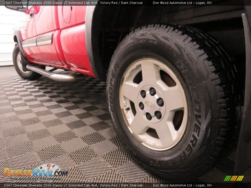 2007 Chevrolet Silverado 1500 Classic LT Extended Cab 4x4 Victory Red / Dark Charcoal Photo #9
