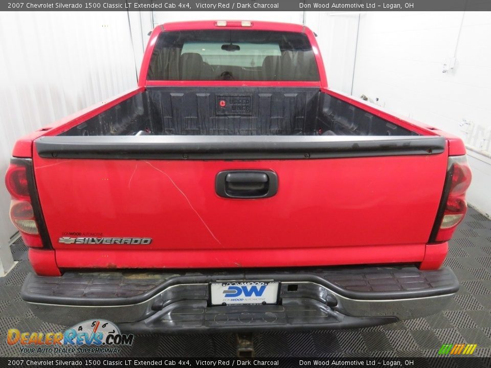 2007 Chevrolet Silverado 1500 Classic LT Extended Cab 4x4 Victory Red / Dark Charcoal Photo #11