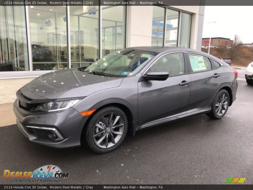 Front 3/4 View of 2019 Honda Civic EX Sedan Photo #3