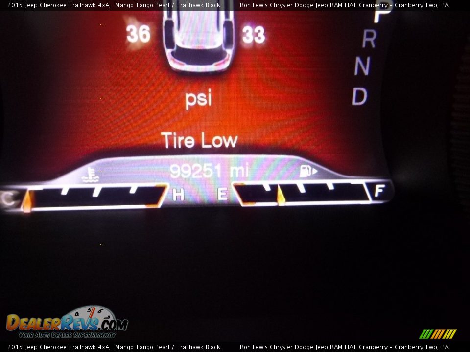 2015 Jeep Cherokee Trailhawk 4x4 Mango Tango Pearl / Trailhawk Black Photo #17