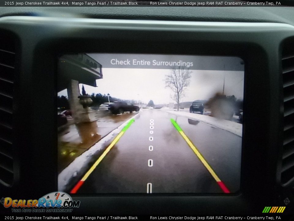 2015 Jeep Cherokee Trailhawk 4x4 Mango Tango Pearl / Trailhawk Black Photo #18