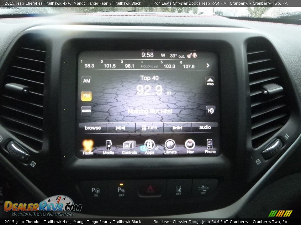 2015 Jeep Cherokee Trailhawk 4x4 Mango Tango Pearl / Trailhawk Black Photo #19
