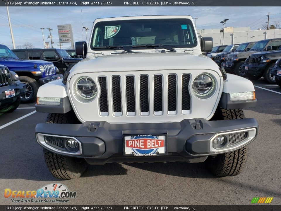 2019 Jeep Wrangler Unlimited Sahara 4x4 Bright White / Black Photo #2