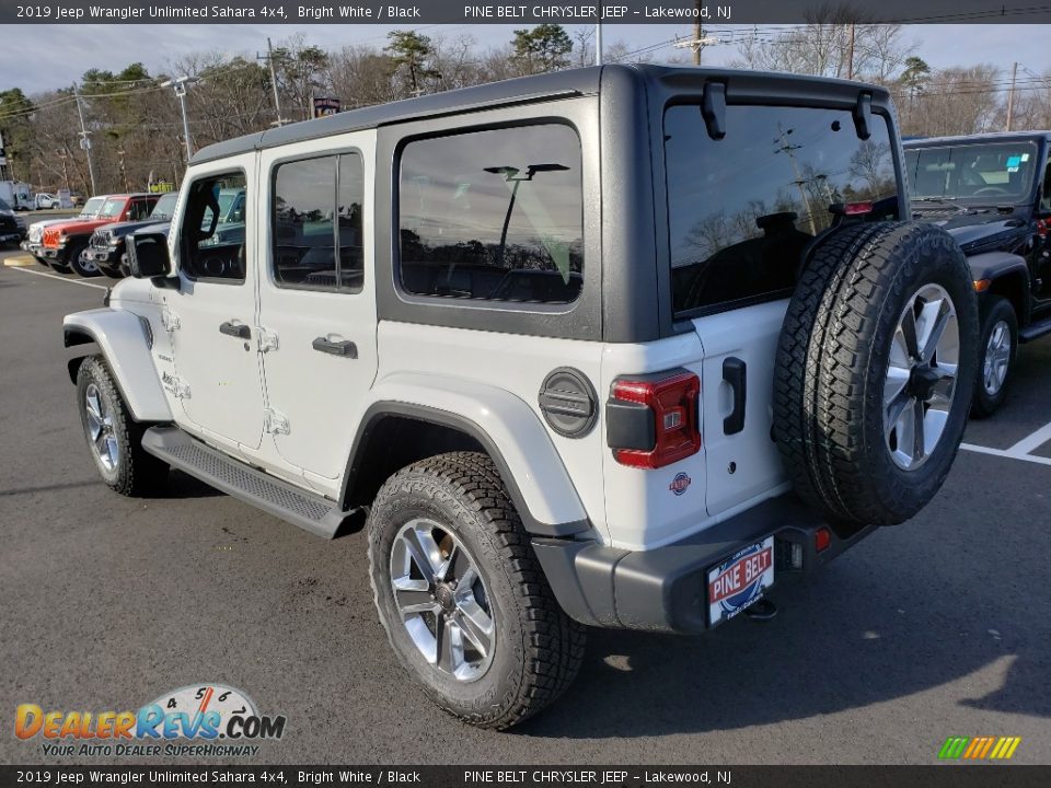 2019 Jeep Wrangler Unlimited Sahara 4x4 Bright White / Black Photo #4