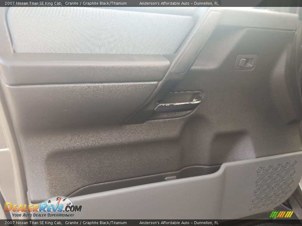 2007 Nissan Titan SE King Cab Granite / Graphite Black/Titanium Photo #9