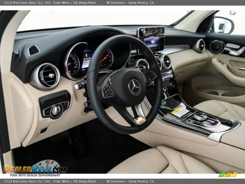 2019 Mercedes-Benz GLC 300 Polar White / Silk Beige/Black Photo #4
