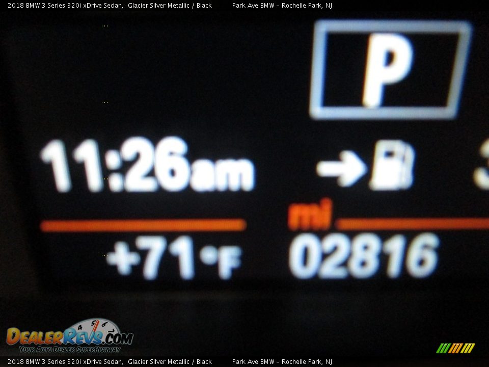 2018 BMW 3 Series 320i xDrive Sedan Glacier Silver Metallic / Black Photo #23