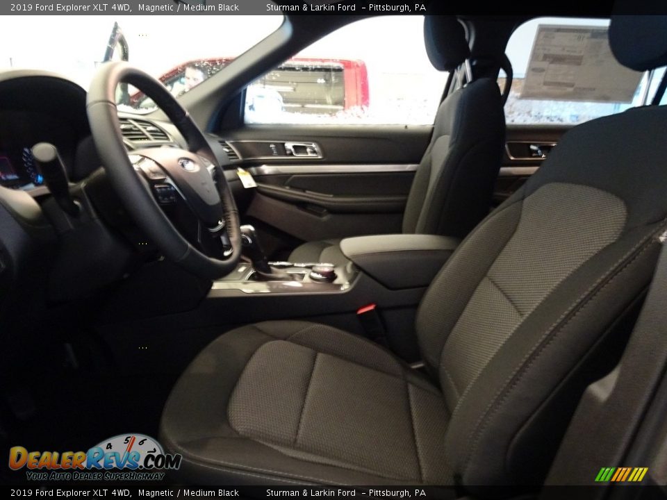 2019 Ford Explorer XLT 4WD Magnetic / Medium Black Photo #6