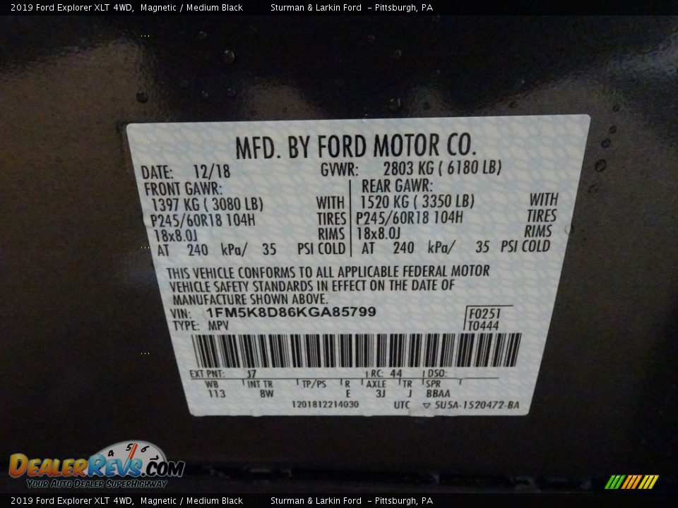 2019 Ford Explorer XLT 4WD Magnetic / Medium Black Photo #10