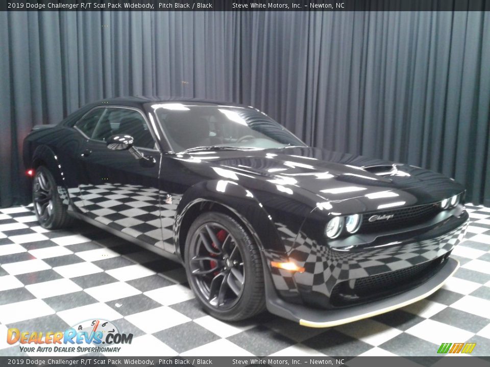 2019 Dodge Challenger R/T Scat Pack Widebody Pitch Black / Black Photo #4