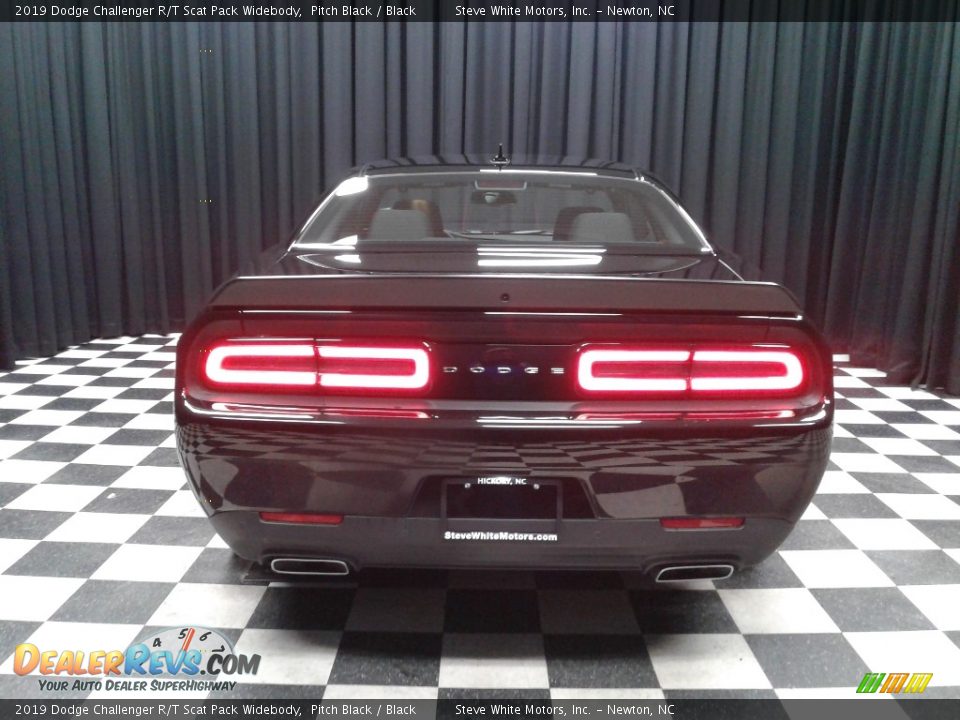2019 Dodge Challenger R/T Scat Pack Widebody Pitch Black / Black Photo #7