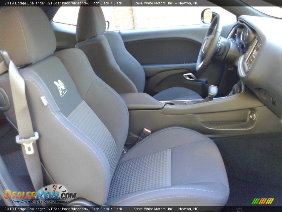 2019 Dodge Challenger R/T Scat Pack Widebody Pitch Black / Black Photo #14