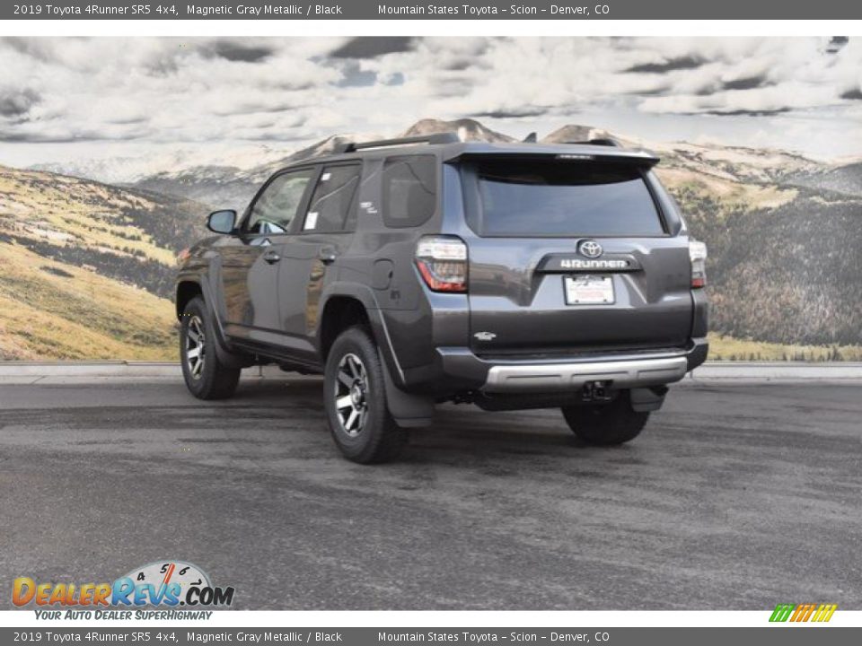 Magnetic Gray Metallic 2019 Toyota 4Runner SR5 4x4 Photo #3