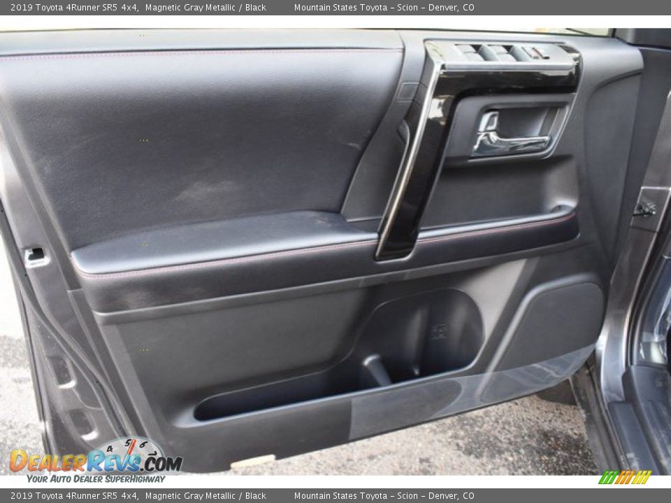 Door Panel of 2019 Toyota 4Runner SR5 4x4 Photo #20