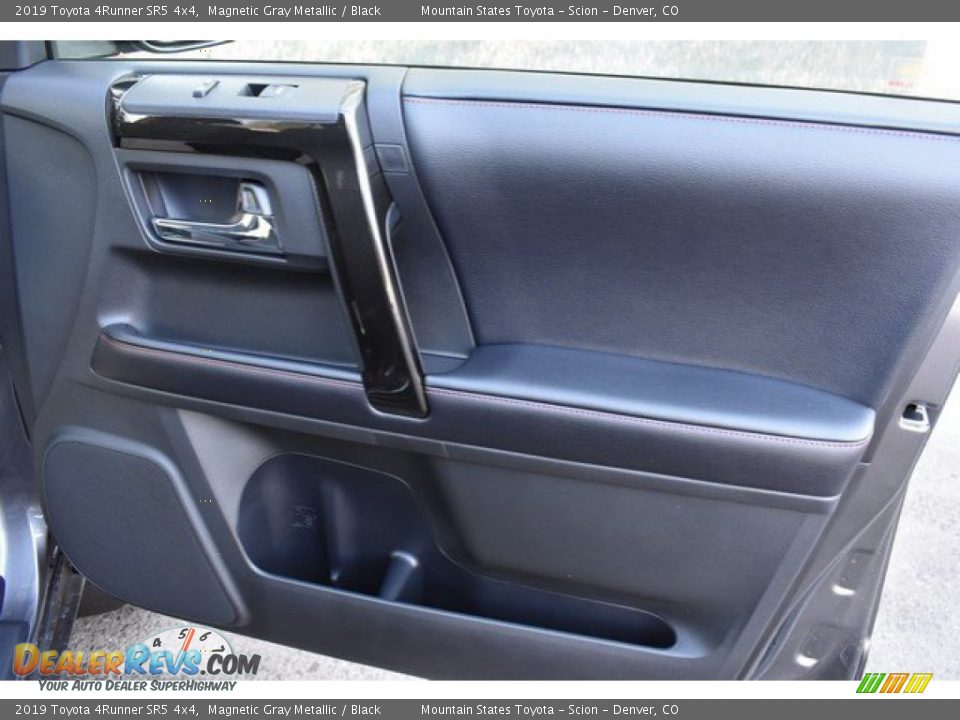 Door Panel of 2019 Toyota 4Runner SR5 4x4 Photo #22