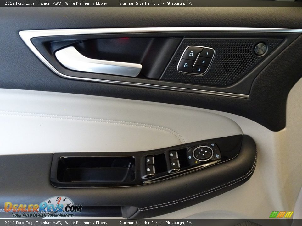 Door Panel of 2019 Ford Edge Titanium AWD Photo #9