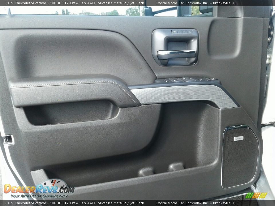 2019 Chevrolet Silverado 2500HD LTZ Crew Cab 4WD Silver Ice Metallic / Jet Black Photo #17