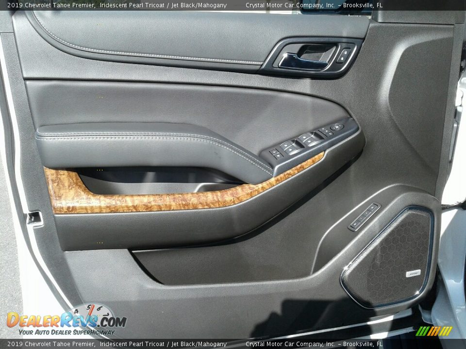 2019 Chevrolet Tahoe Premier Iridescent Pearl Tricoat / Jet Black/Mahogany Photo #19
