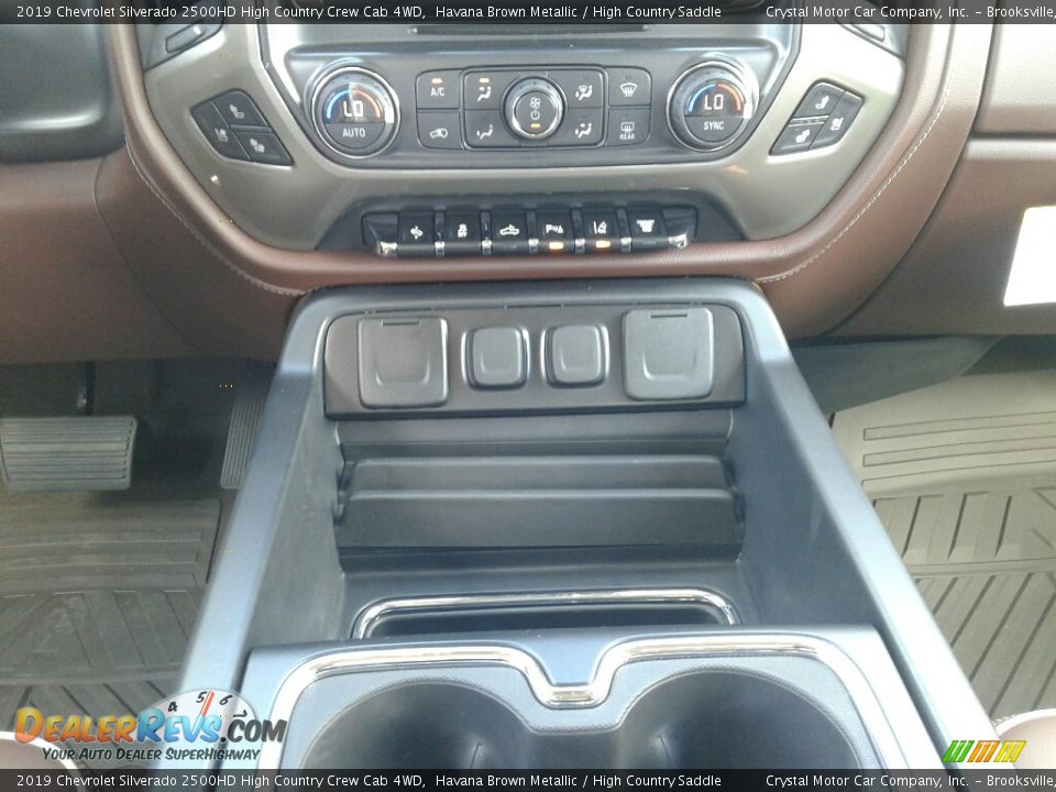 2019 Chevrolet Silverado 2500HD High Country Crew Cab 4WD Havana Brown Metallic / High Country Saddle Photo #16