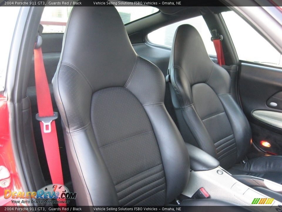 Front Seat of 2004 Porsche 911 GT3 Photo #9
