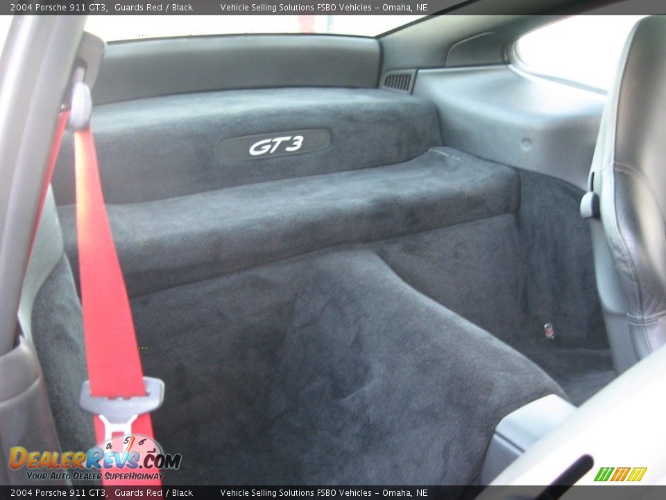 Rear Seat of 2004 Porsche 911 GT3 Photo #11