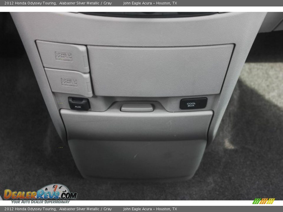 2012 Honda Odyssey Touring Alabaster Silver Metallic / Gray Photo #32