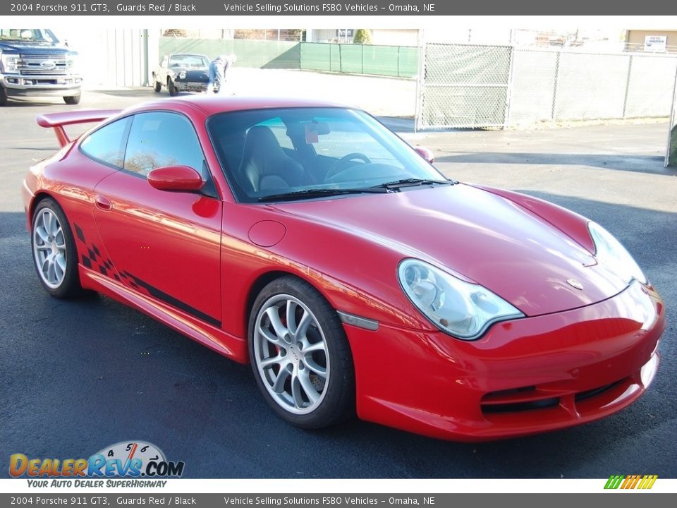 Front 3/4 View of 2004 Porsche 911 GT3 Photo #20