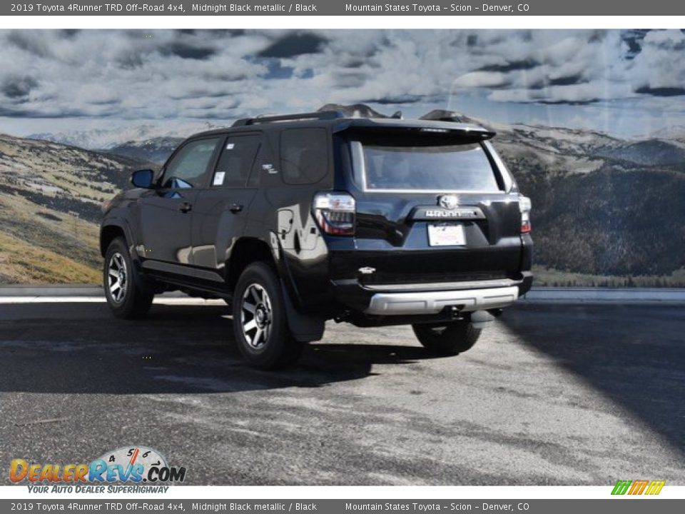 2019 Toyota 4Runner TRD Off-Road 4x4 Midnight Black metallic / Black Photo #3