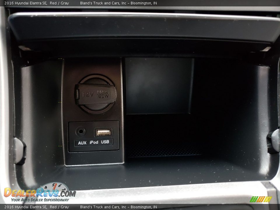 2016 Hyundai Elantra SE Red / Gray Photo #20