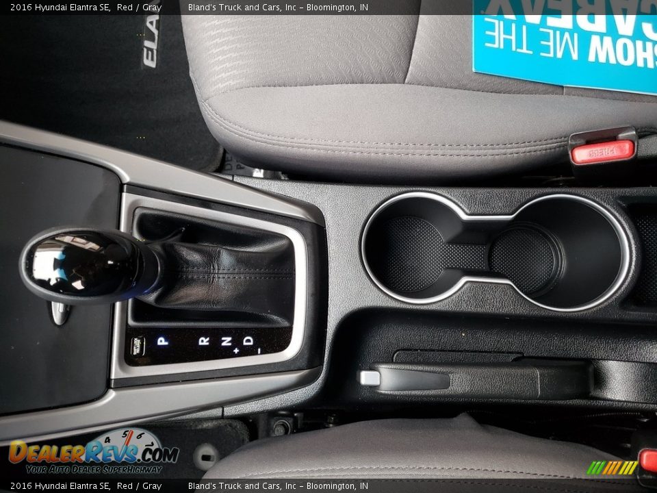2016 Hyundai Elantra SE Red / Gray Photo #21