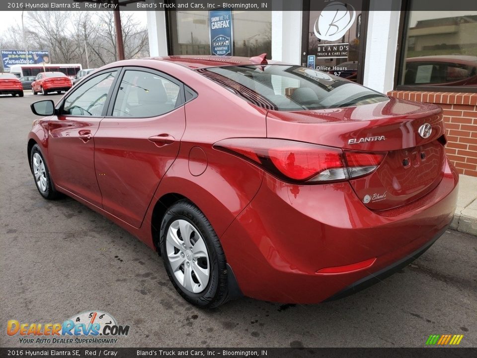 2016 Hyundai Elantra SE Red / Gray Photo #27