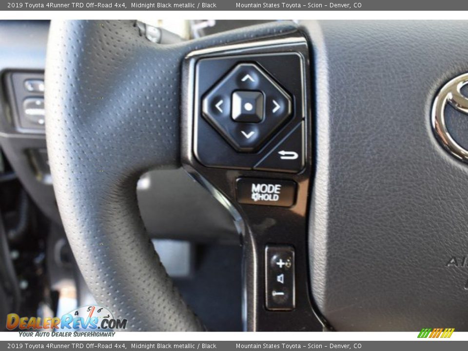 2019 Toyota 4Runner TRD Off-Road 4x4 Midnight Black metallic / Black Photo #26