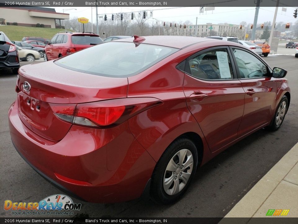2016 Hyundai Elantra SE Red / Gray Photo #33