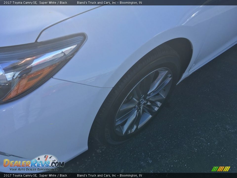 2017 Toyota Camry SE Super White / Black Photo #9