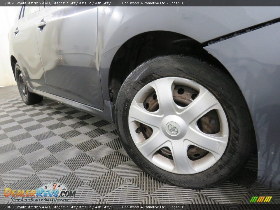 2009 Toyota Matrix S AWD Magnetic Gray Metallic / Ash Gray Photo #2