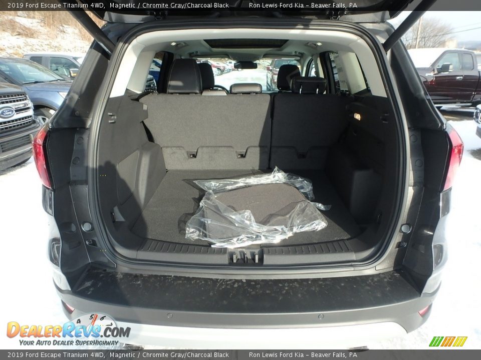 2019 Ford Escape Titanium 4WD Magnetic / Chromite Gray/Charcoal Black Photo #4